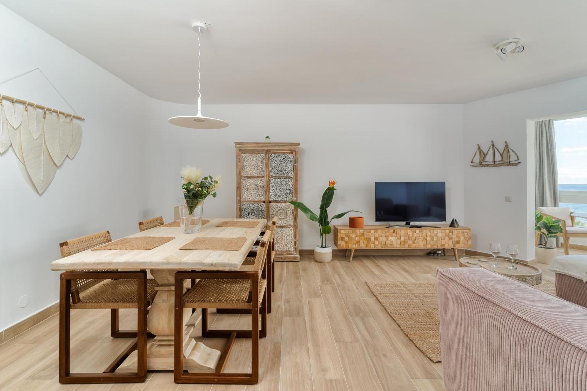 Luxury On The Beachfront Apartment Marbella